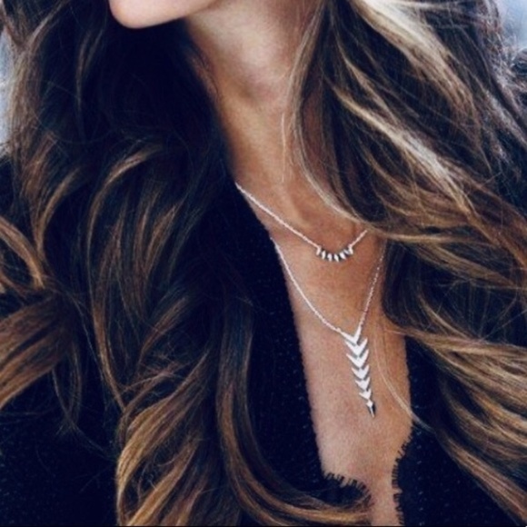 Stella & Dot | NWT Delicate Dainty Silver + Rhinestone Aurora Necklace R… - Picture 2 of 9